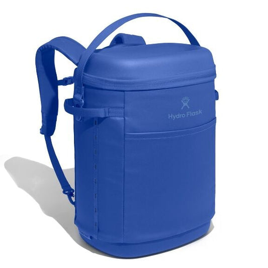 carryouttm-backpack-22-l-l8 18pco382_carryout_backpack_22l_capri_blue_angled_1.jpg