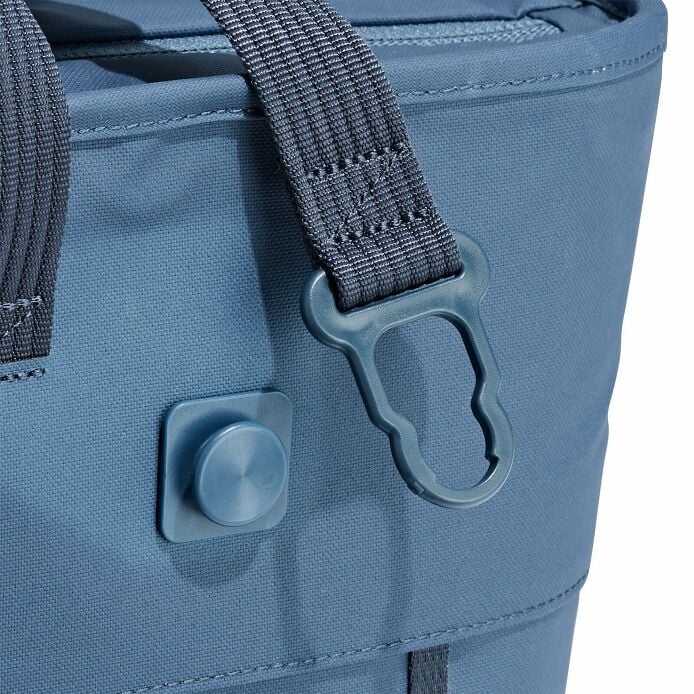 carryouttm-soft-cooler-tote-20-l-l2 250815_hydro_cooler_details_14841_2.jpg