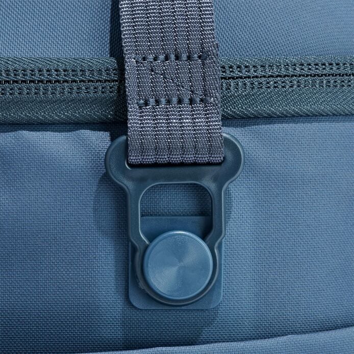 carryouttm-soft-cooler-30-l-b3 250815_hydro_cooler_details_14852_2_5.jpg
