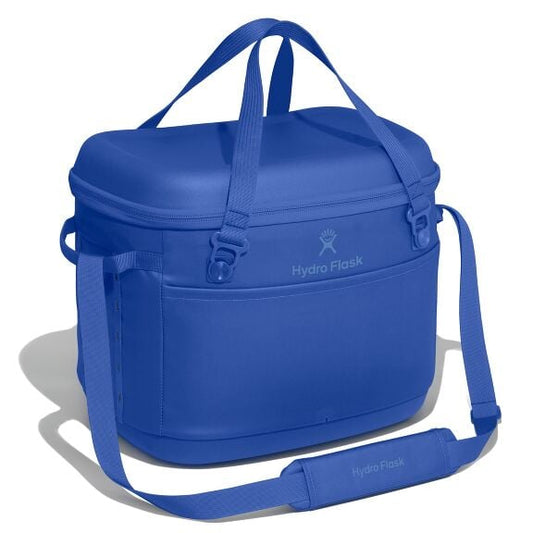 carryouttm-soft-cooler-30-l-b3 cpco382_carryout_cooler_30l_capri_blue_angled_1.jpg