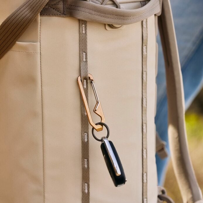 carryouttm-backpack-22-l-l8 hf_carryout_bouwer_d1_l1_torrey_pines_lifestyle_1838_2.jpg
