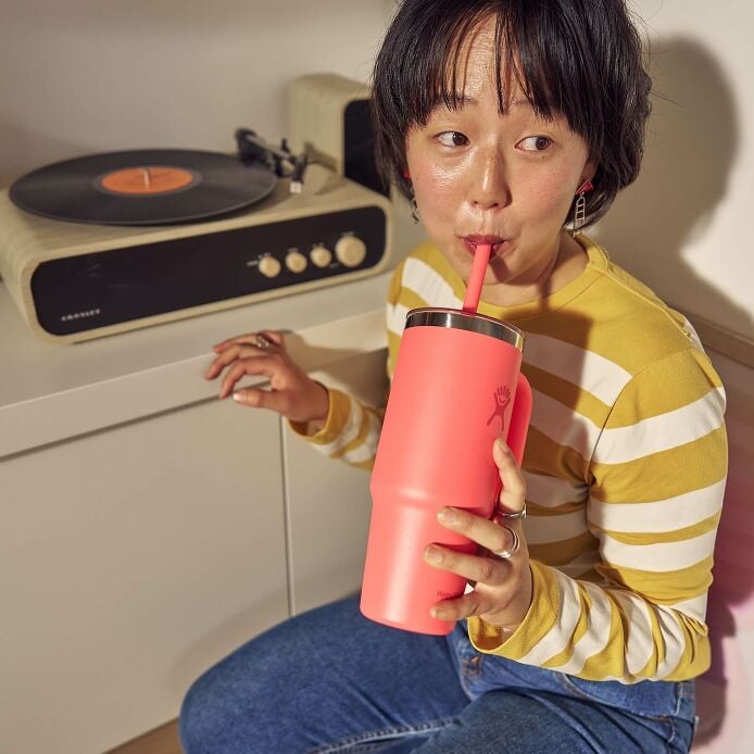 24-oz-travel-tumbler-q4 hf_s26_mcinnis_2487.jpg