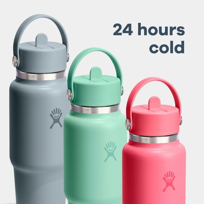 32-oz-travel-bottle-with-flex-straw-cap-b2 hf_s26_wtcfs_apdp_04_8.jpg