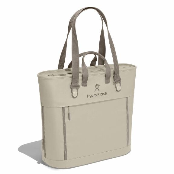 carryouttm-soft-cooler-tote-20-l-l2 midiit114-carryout-tote-20l-oat-angled.jpg