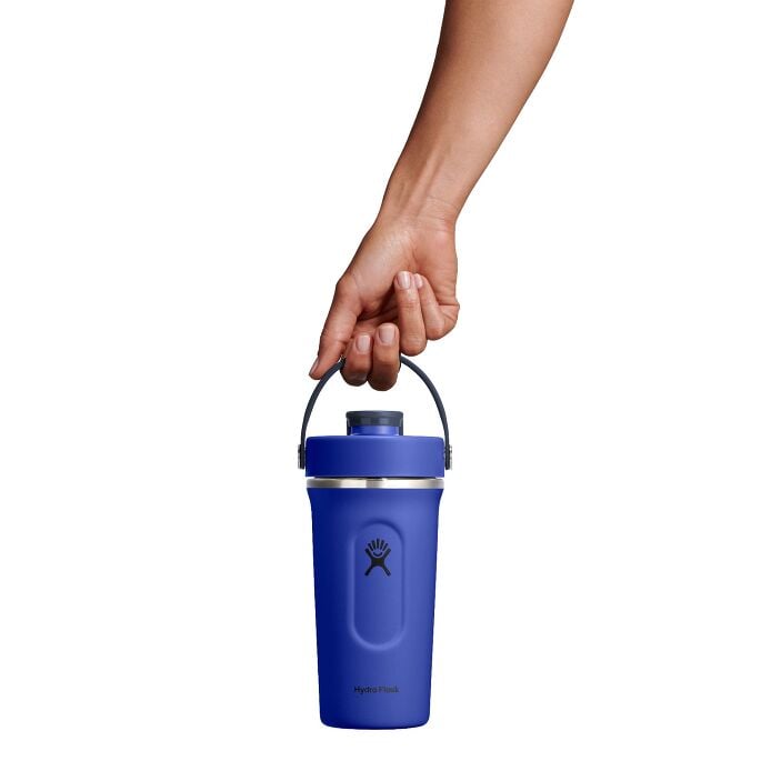 24-oz-insulated-shaker-bottle-q6 mxc24382_24_oz_insulated_shaker_bottle_capri_blue_hb.jpg